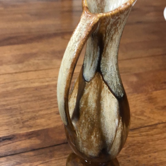 Dryden Arkansas mid century pottery pitcher bud vase - Picture 4 of 5